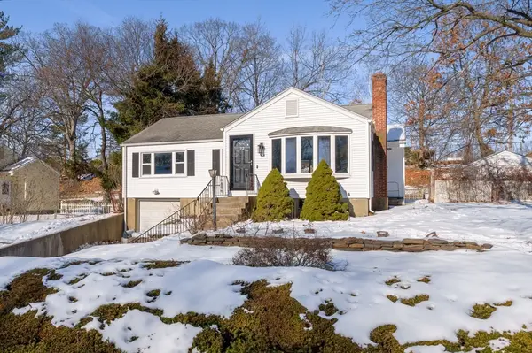 32 Debra Dr, Chicopee, MA 01020