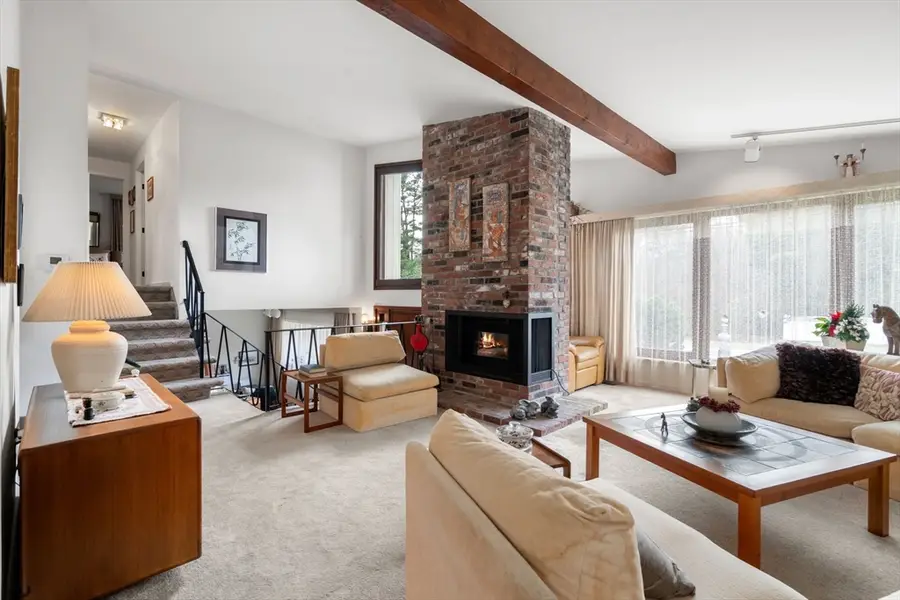 21 Knight Rd, Framingham, MA 01701 - Image #3