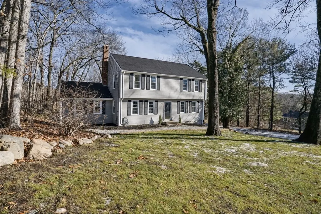 19 Valerie Dr, Plainville, MA 02762 - Image #1