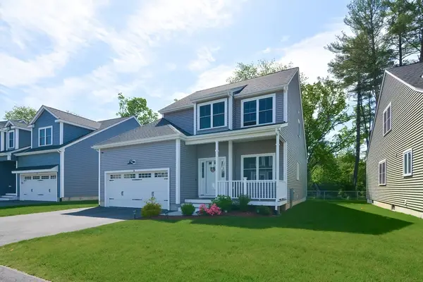 3 Brown Bear Ln #3, Milford, MA 01757