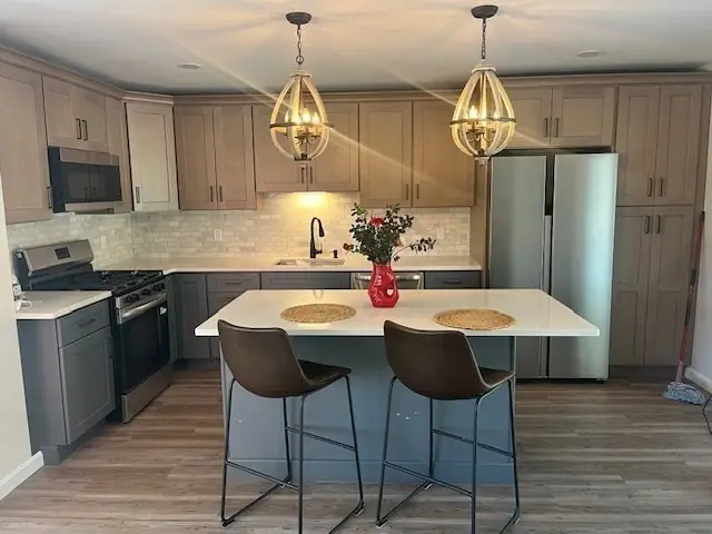 9 Riverbank Circle #9, Haverhill, MA 01835 - Image #2