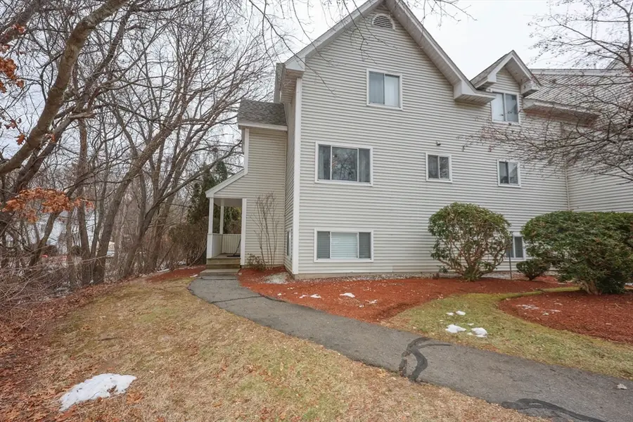 100 Merrimack Ave #25, Dracut, MA 01826 - Image #3