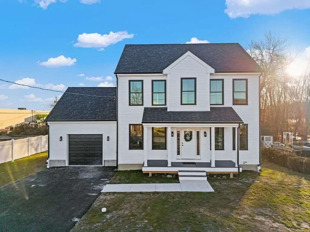 143 Meeson St, Fall River, MA 02724 - Image #1