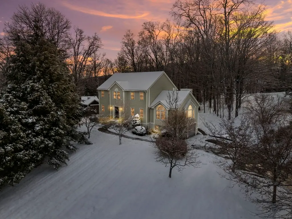 4 Barberry Ln, West Newbury, MA 01985 - Image #1