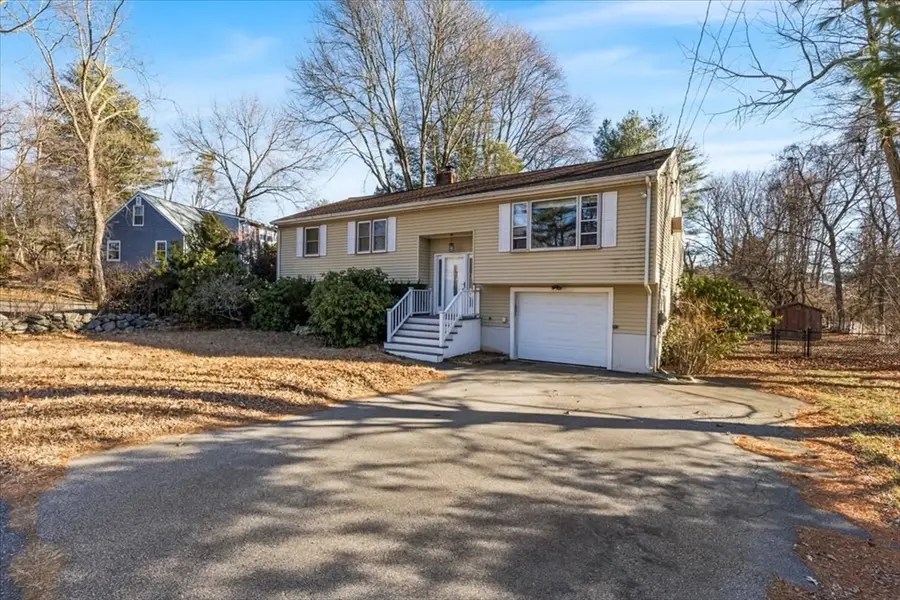 111 Indian Head Rd, Framingham, MA 01701 - Image #2