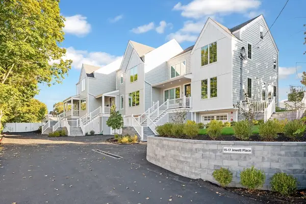 15 Jewett Pl #C, Newton, MA 02458