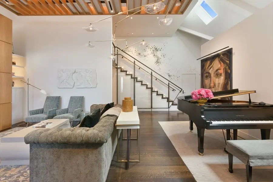 201 W Brookline #PH-401, Boston, MA 02116 - Image #3