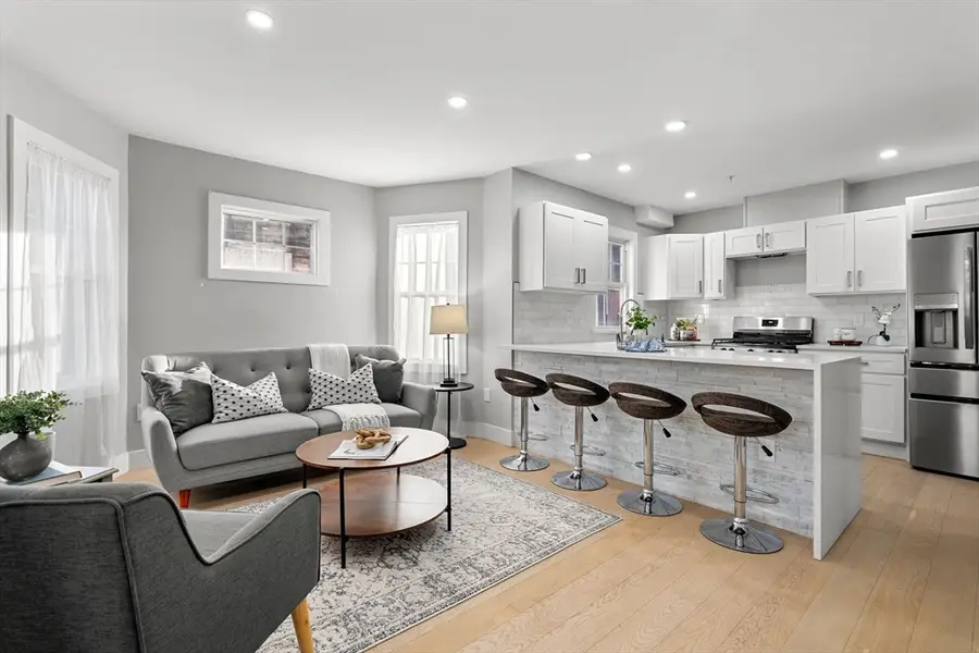 679-683 Columbia Rd #4, Boston, MA 02125 - Image #2