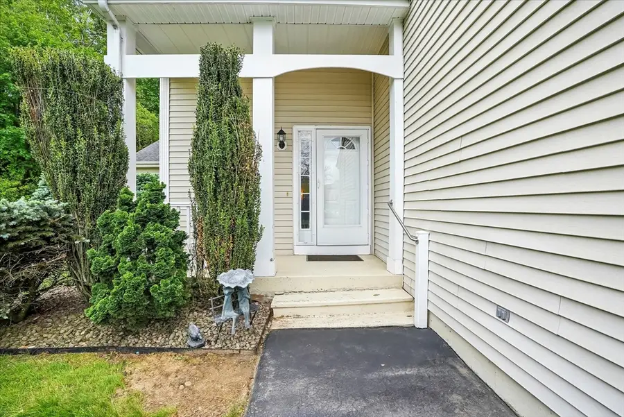 15 Eagle Dr #15, Shrewsbury, MA 01545 - Image #2