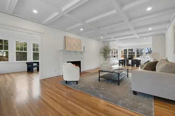 695 Salem Street, Lynnfield, MA 01940