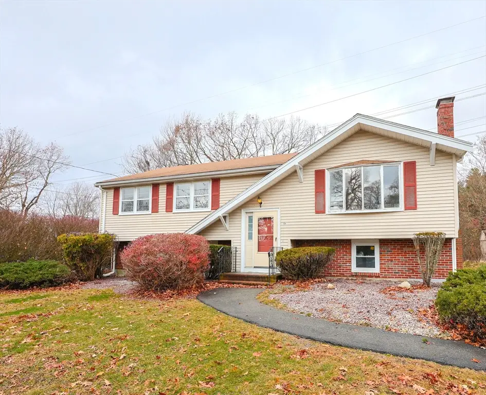194 Ewing Dr, Stoughton, MA 02072 - Image #1