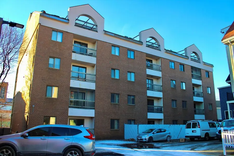 24 Corey St #101, Everett, MA 02149 - Image #2
