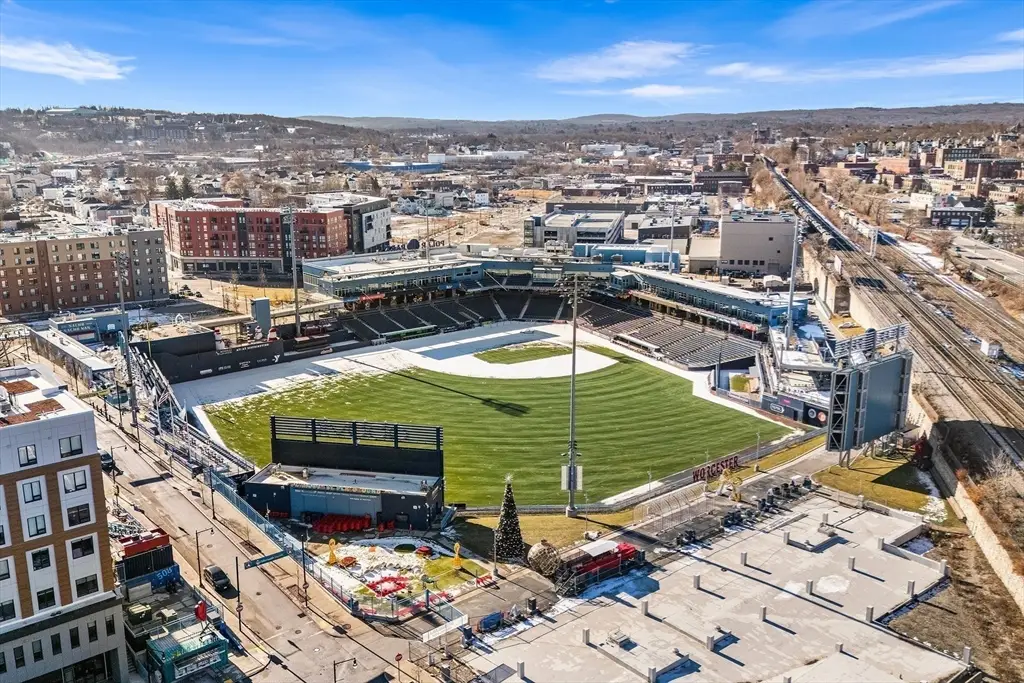 64 Green St, Worcester, MA 01604 - #1