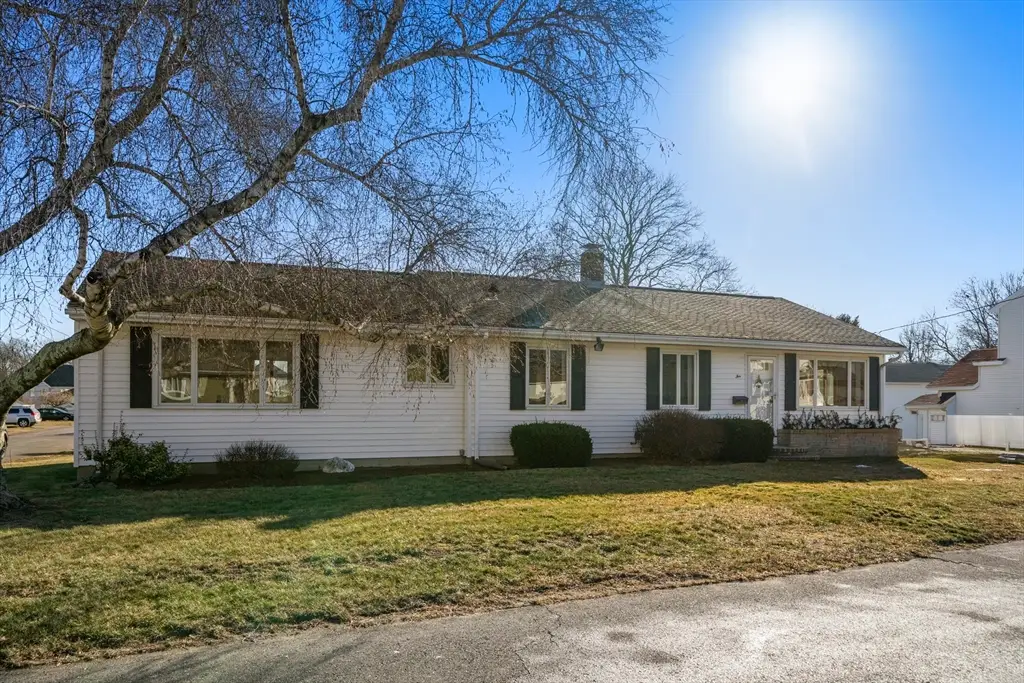 9 Whitsbourgh St, Taunton, MA 02780 - Image #1