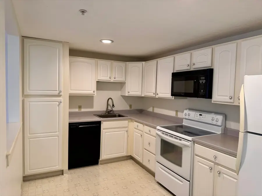 2 Ocean #3B, Gloucester, MA 01930 - Image #2