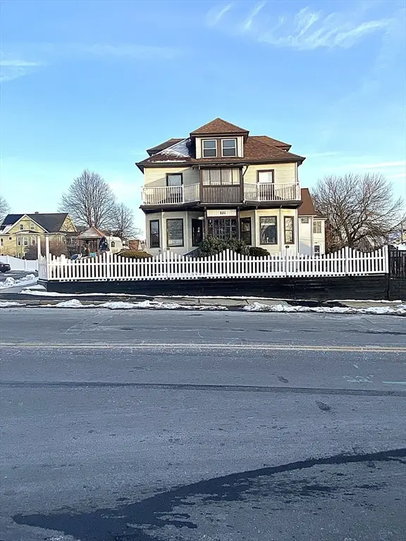 521 Liberty St, Springfield, MA 01104 - #1