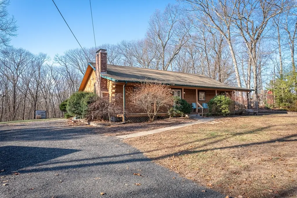 56 Parmenter Ln, North Attleboro, MA 02760 - Image #1