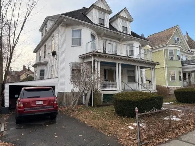 25-25A Charlotte St, Boston, MA 02121 - Image #2