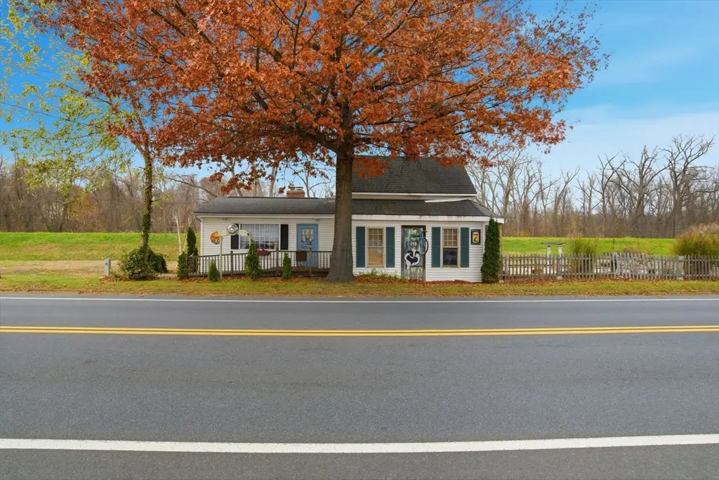 148 River St, West Springfield, MA 01089 - Image #1