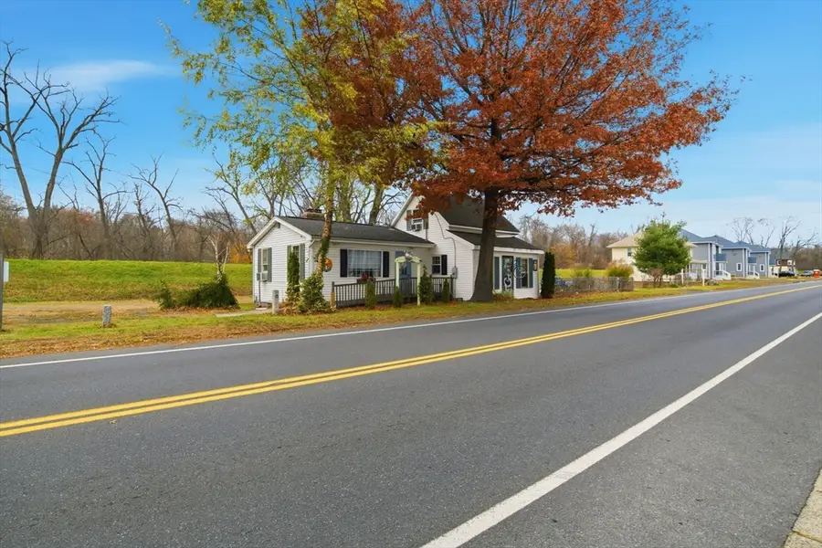 148 River St, West Springfield, MA 01089 - Image #2