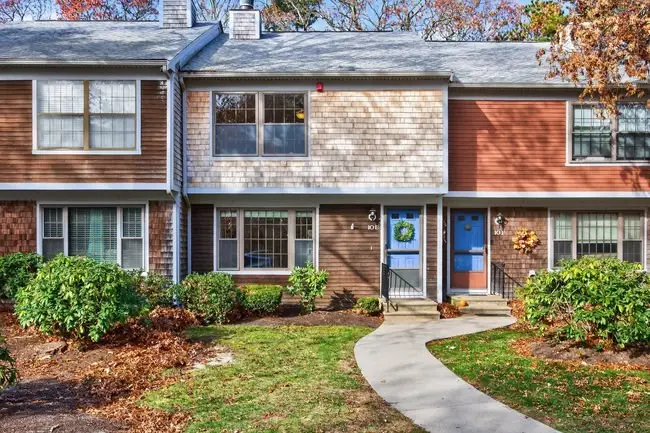 195 Falmouth Rd #10E, Mashpee, MA 02649 - Image #1