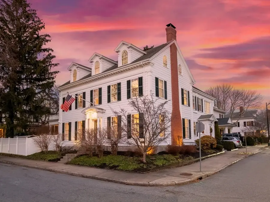 118 Cottage St, New Bedford, MA 02740 - Image #2