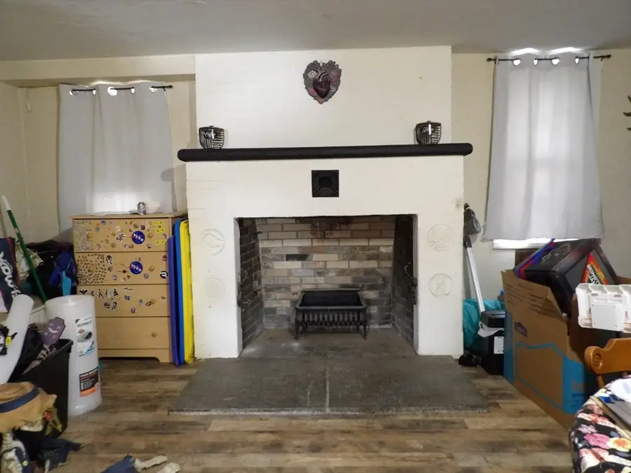 620 Pleasant St, Paxton, MA 01612 - #3