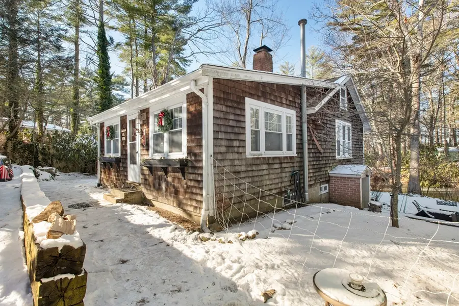 22 Mill Pond Rd, Pembroke, MA 02359 - Image #3