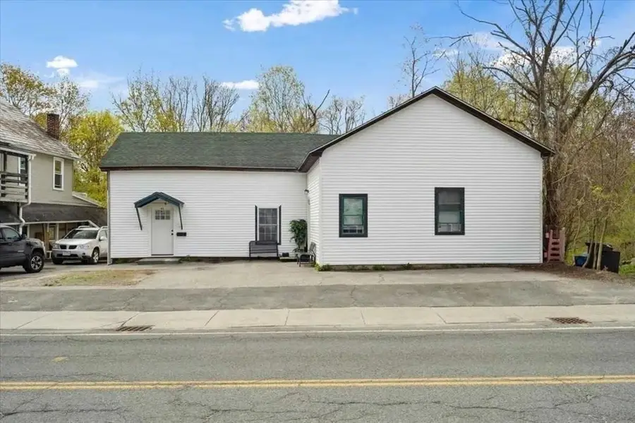 83 W Main St, Orange, MA 01364 - Image #2