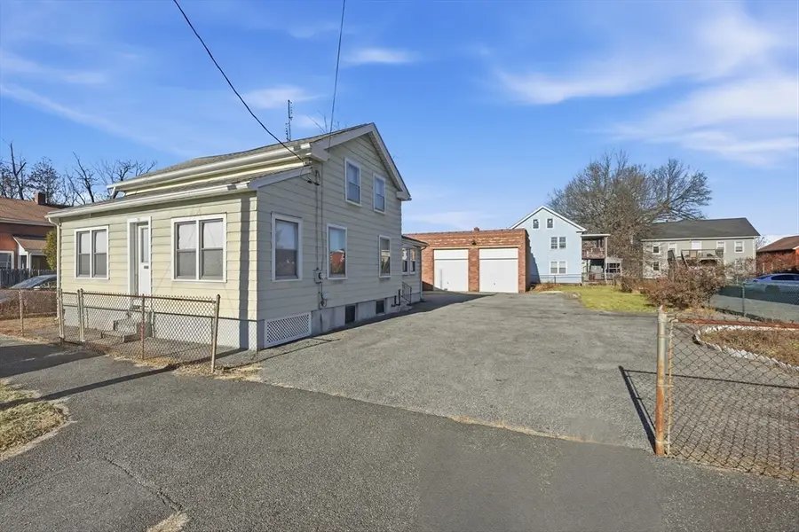 35 Dublin St, Chicopee, MA 01013 - Image #3