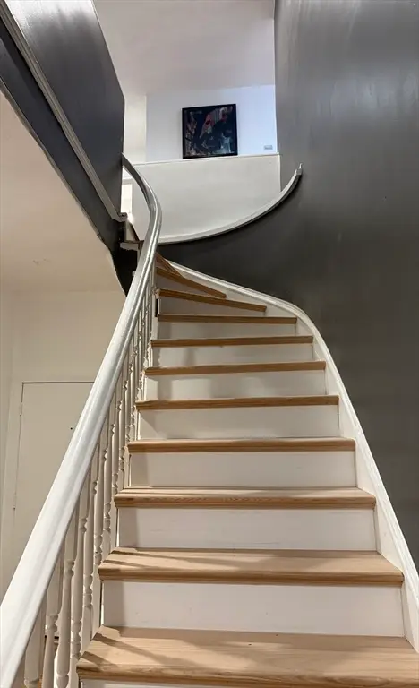 40 Crescent Ave #4, Chelsea, MA 02150 - Image #2