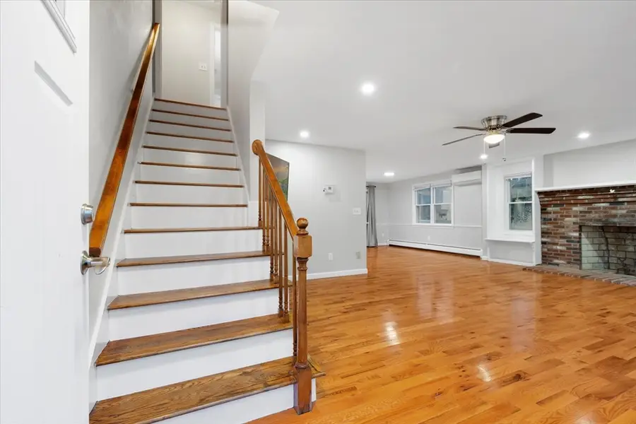 3 Muriel Ln, Falmouth Town, MA 02536 - Image #2