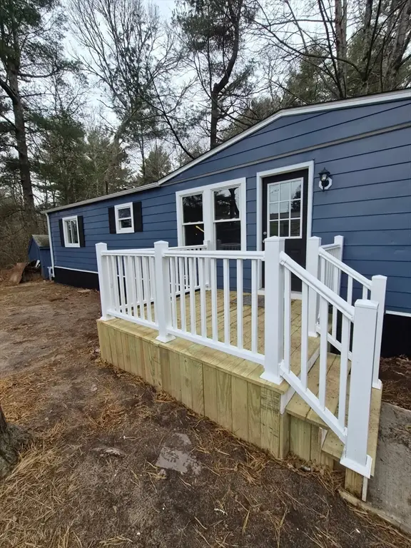 7 David, Carver, MA 02330