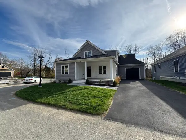 15 Coach Road, Easton, MA 02375