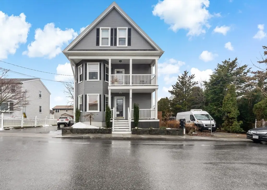 24 Potter St, Dartmouth, MA 02748 - Image #1