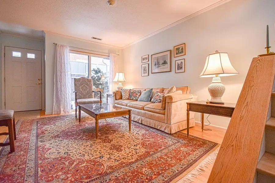 27 Rosewood Dr #27, Stoughton, MA 02072 - Image #2