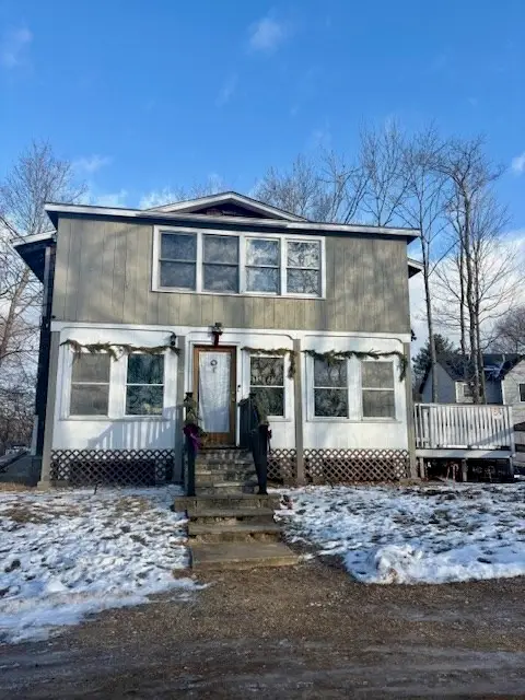 25 Belmont Street, Southbridge, MA 01550