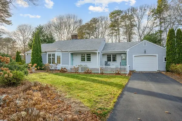 37 Wianno Rd, Yarmouth, MA 02675