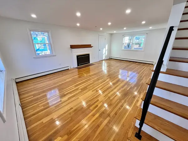 154 N Central Ave, Quincy, MA 02170