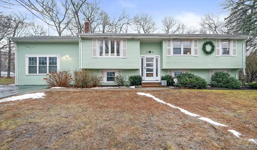 26 Sun Valley Dr, Braintree, MA 02184 - Image #2