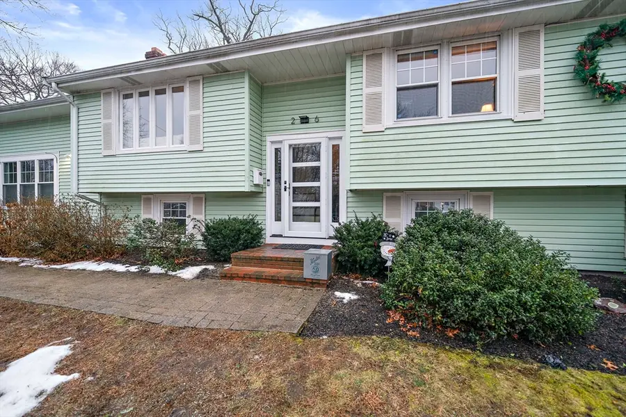 26 Sun Valley Dr, Braintree, MA 02184 - Image #3