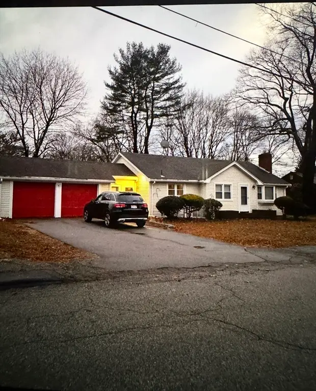 120 Roberts Ave, Holbrook, MA 02343 - Image #1