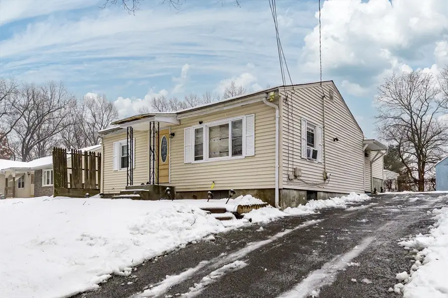 63 Lawton St, Springfield, MA 01109 - Image #2