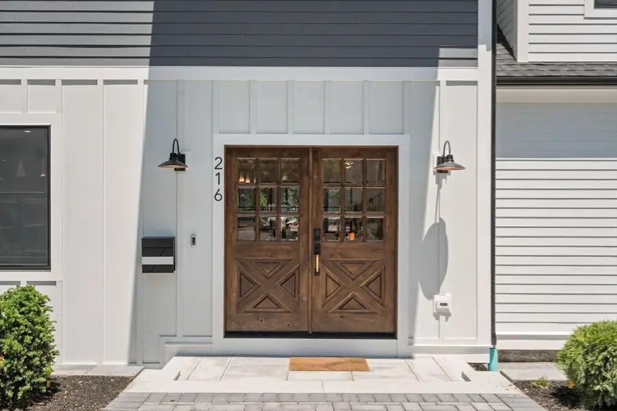 216 Aspinwall Ave, #3, Brookline, MA 02446 - Image #3