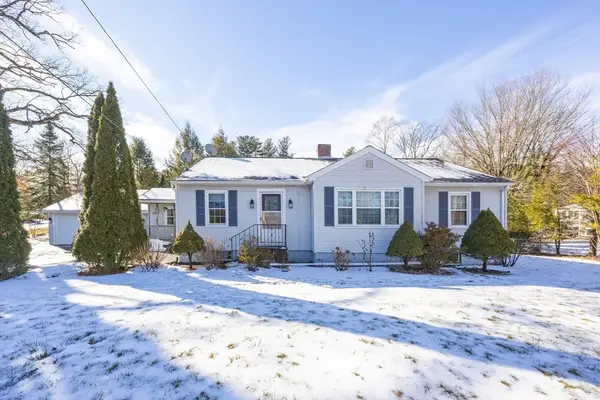 279 S Main St, Hopedale, MA 01747