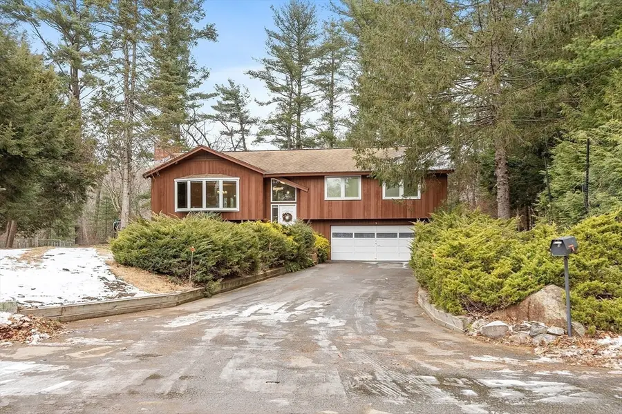 3 Seneca Cir, Andover, MA 01810 - Image #3