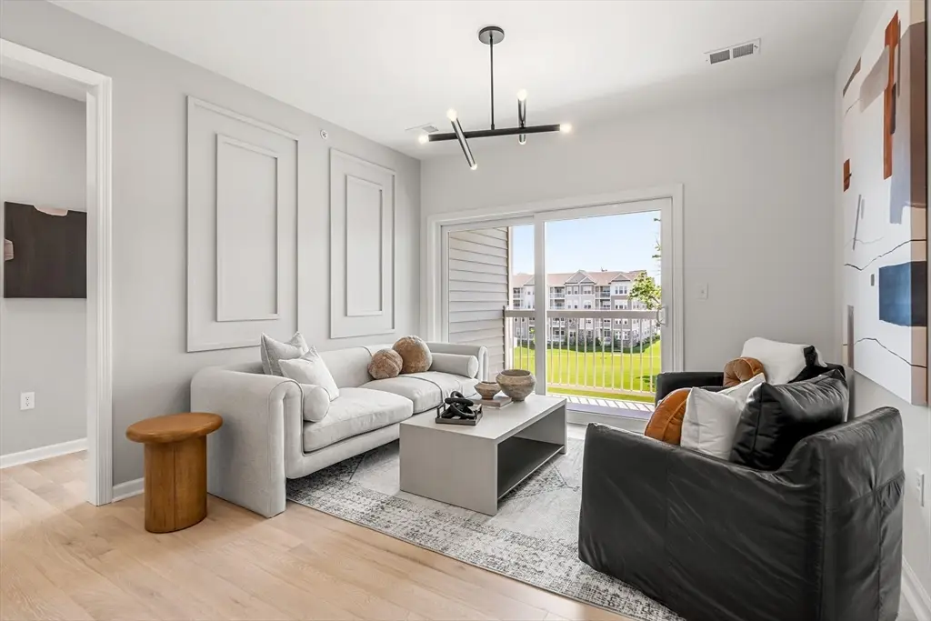 399 Neponset #408, Canton, MA 02021 - Image #1