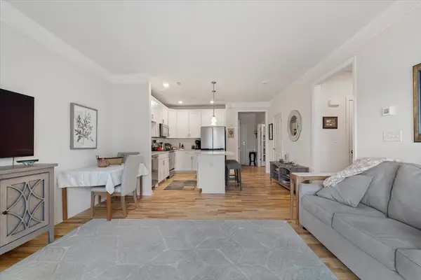 4203 Peters Farm Way #4203, Westborough, MA 01581