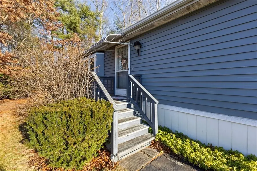 16 Liberty St, West Bridgewater, MA 02379 - Image #3
