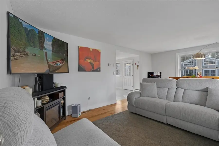 116 Franklin Ter, Tisbury, MA 02568 - Image #3